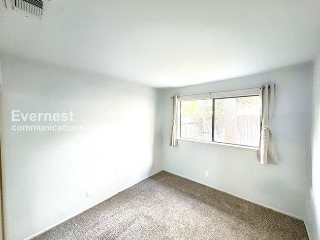 Building Photo - 6812 Folsom Oaks Ct