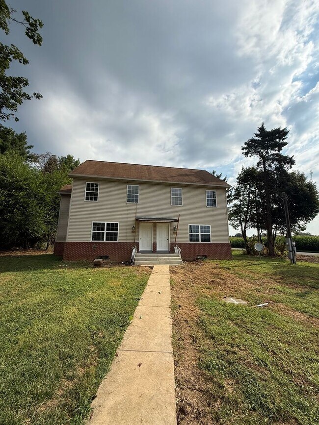Primary Photo - 4935 Byers Rd