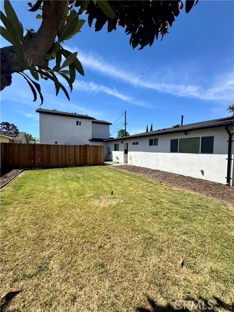 Building Photo - 8109 Cole St