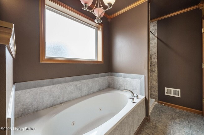 Building Photo - 1605 S 32nd St