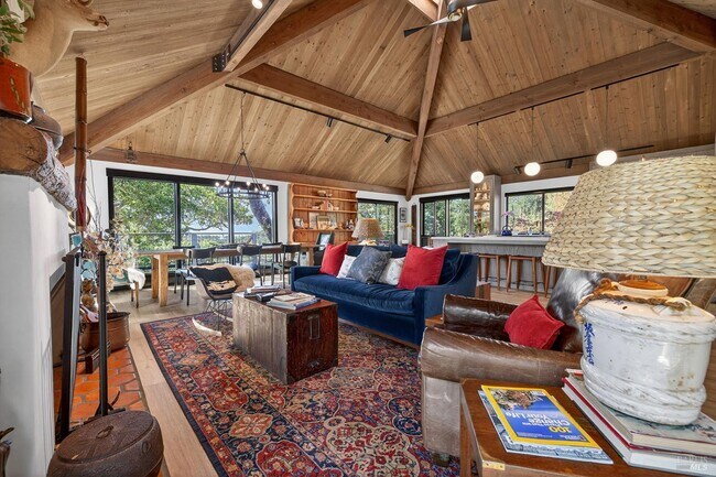 Building Photo - 3662 Lovall Valley Rd