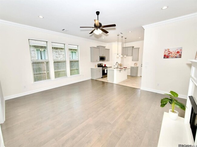 Building Photo - 17065 White Ibis Ave