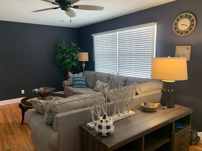 Building Photo - 2508 Braemore Rd