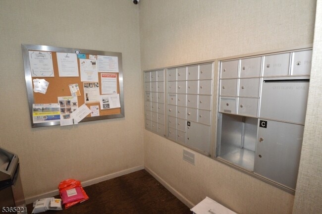 Building Photo - 406 Smith Ct