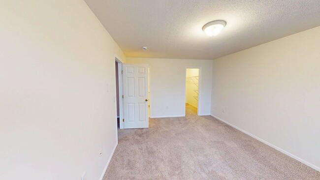Building Photo - 5003 Ivyvine Blvd