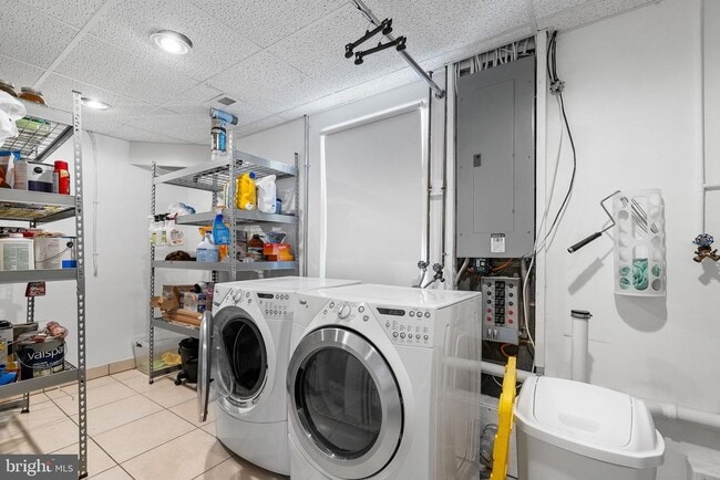 Building Photo - 9 Lakeview Terrace