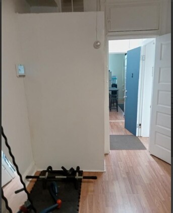 Building Photo - 2920 Parkwood Ave