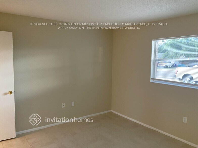 Building Photo - 11447 Walsingham Rd