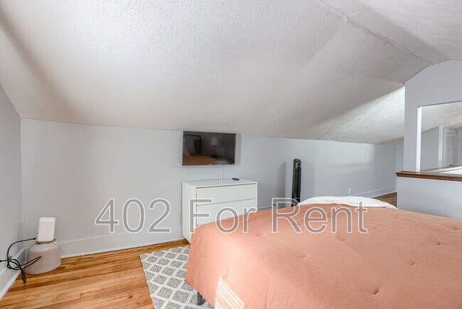 Building Photo - 4806 Charles St