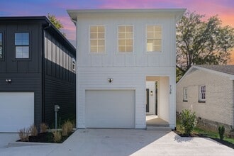 Building Photo - New Build in West Nashville