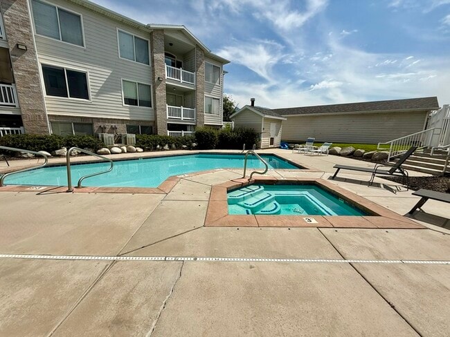 Building Photo - 1196 E 6600 S