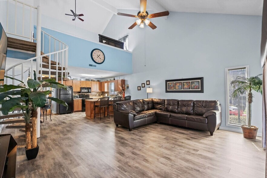 Building Photo - 1908 Hwy 17 S