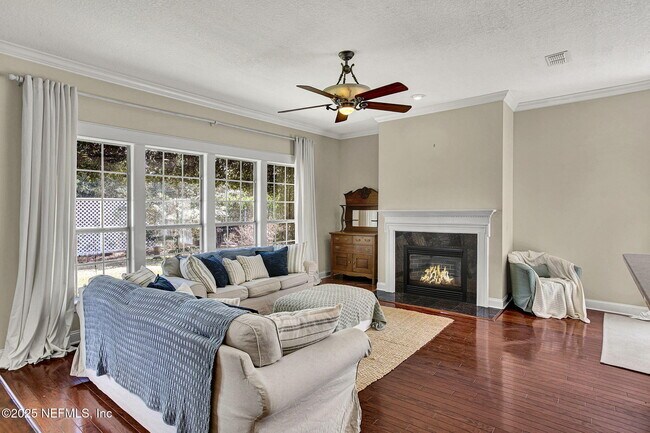 Building Photo - 7963 Mt Ranier Dr
