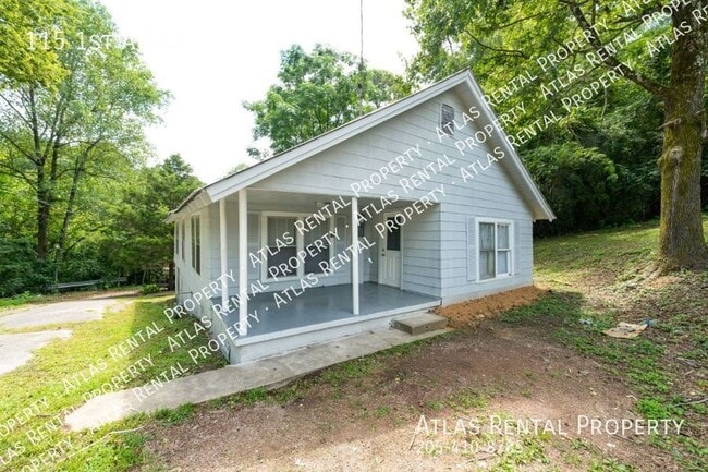 Building Photo - 115 1st Ave NE