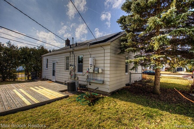 Building Photo - 2618 Phillips Ave