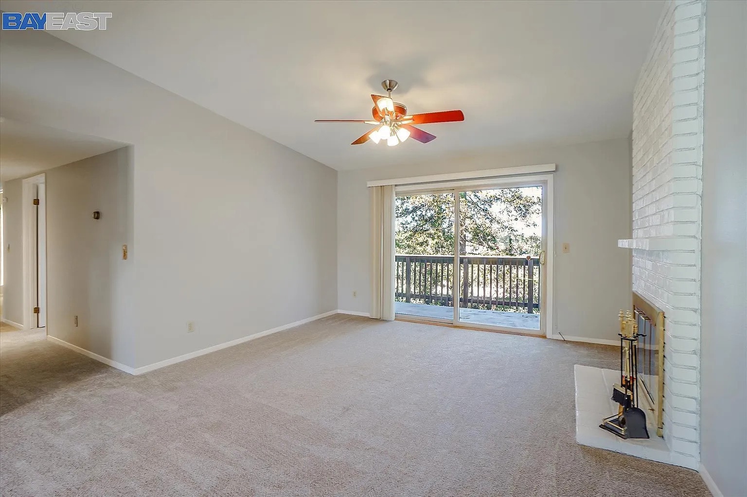 Building Photo - 2055 Sierra Rd