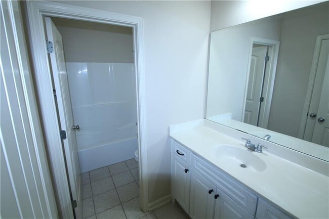 Building Photo - 3880 Baxley Ridge Dr