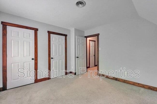 Building Photo - 4500 Heritage Woods Ln