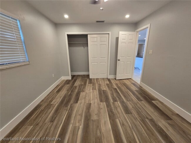 Building Photo - 644 Serenade Terrace