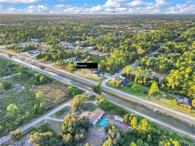 Building Photo - 1601 Clark Ave