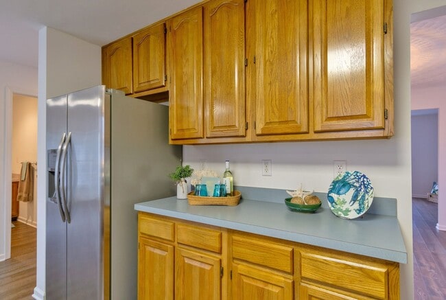 Building Photo - 3-Bedroom Home in Hillcrest Farms on Corne...