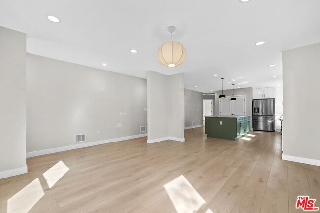 Building Photo - 2214 Benecia Ave