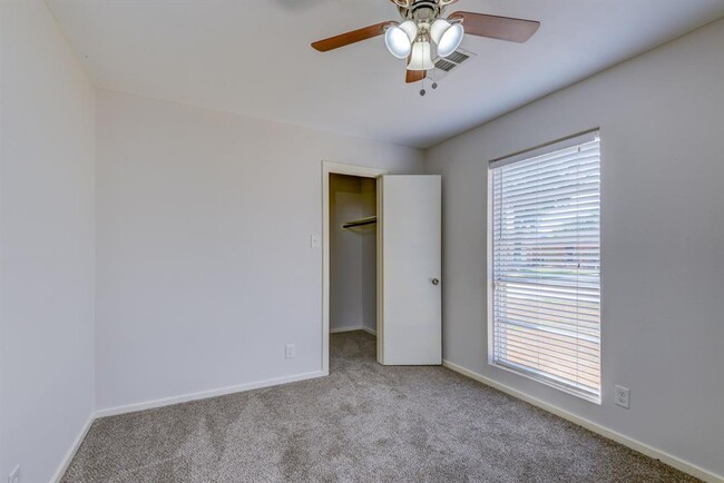 Building Photo - 4123 Dacca Dr