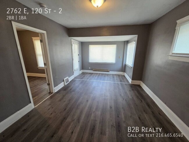 Building Photo - 2762 E 120th St