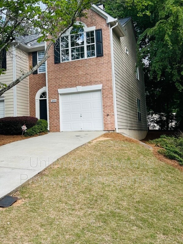 Building Photo - 5895 Terremont Cir