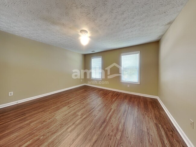 Building Photo - 3442 Kittery Dr