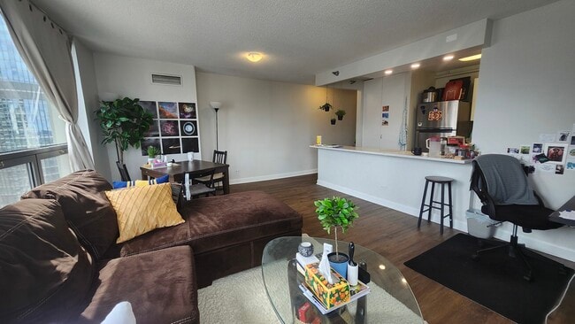 Building Photo - 440 N Wabash Ave