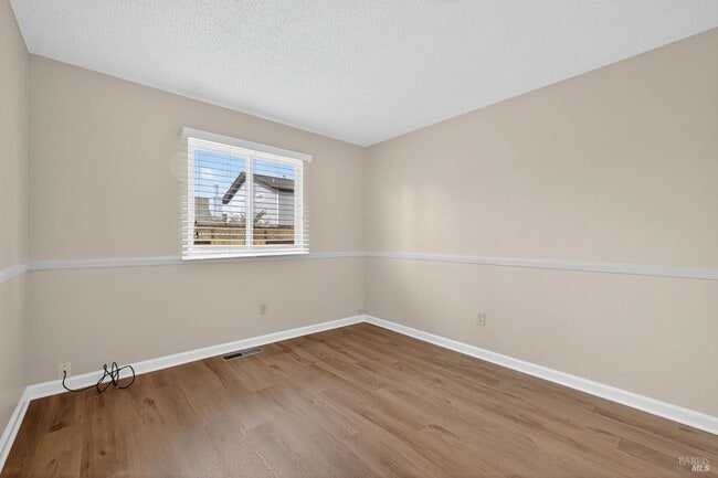 Building Photo - 4533 Hillview Ct