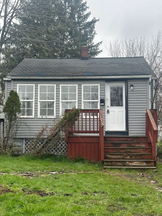 Building Photo - 3bd Single Garfield Section 8 *ALL UTILITIES INCLUDED* *STREET PARKING*