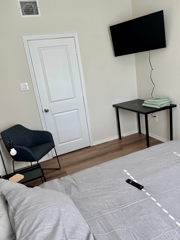 Building Photo - 502 Potomac St