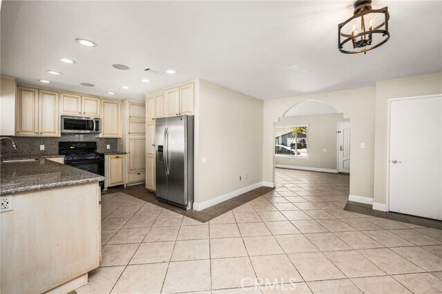 Building Photo - 1129 Iris Cir