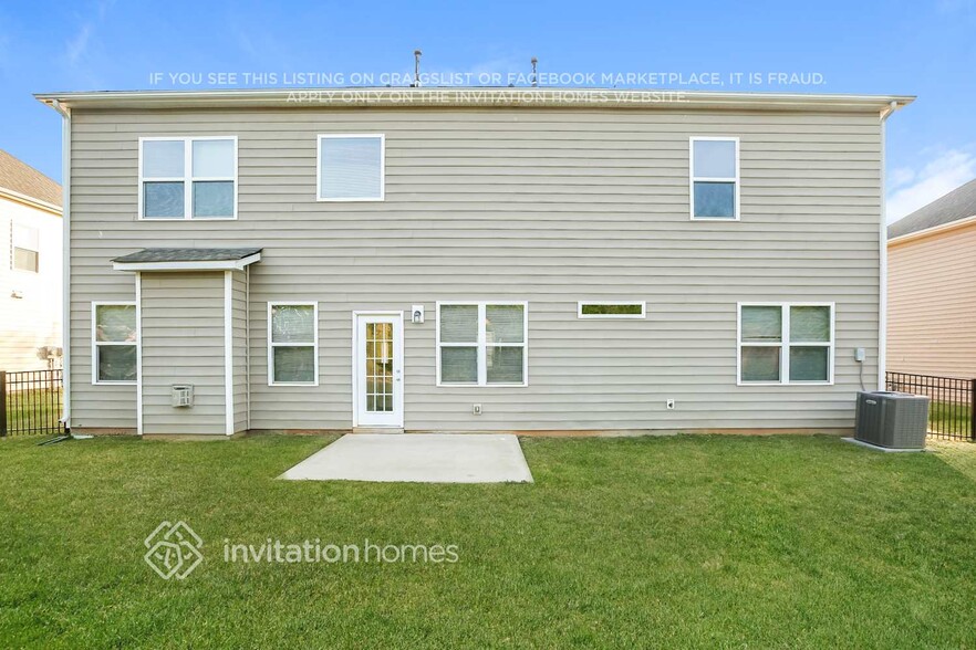 Building Photo - 178 Sassafras Rd