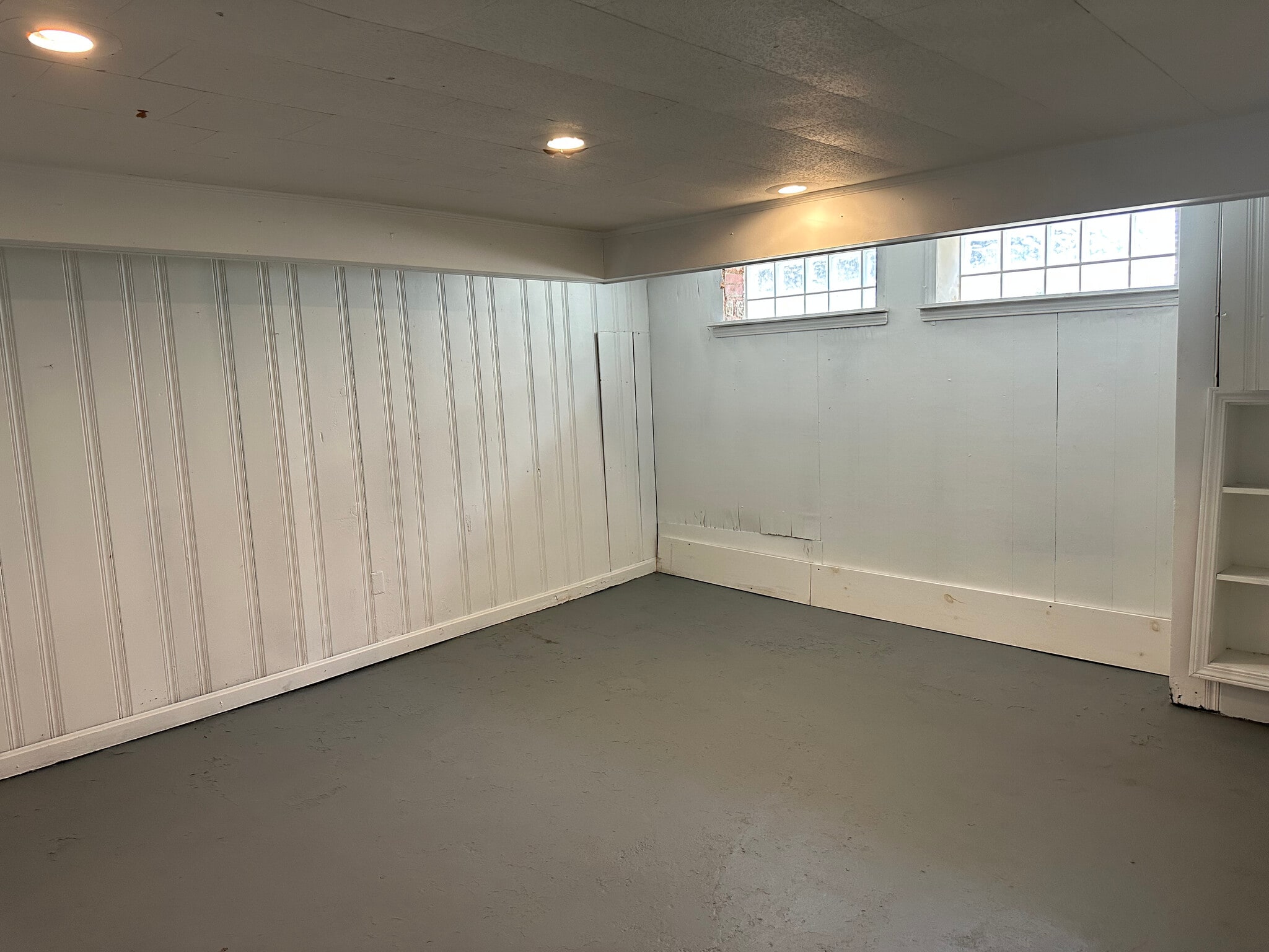 Game room in basement - 2086 Marlindale Rd