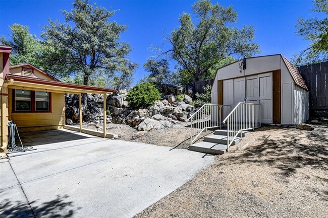 Building Photo - Adorable 2 Bed, 1 Bath Home in Prescott!