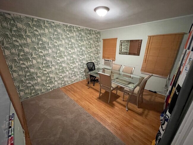 Master Bedroom (currently used as meeting room) - 1240 Greenacre Ave