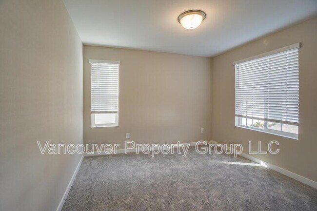 Building Photo - 721 NW 178th Wy