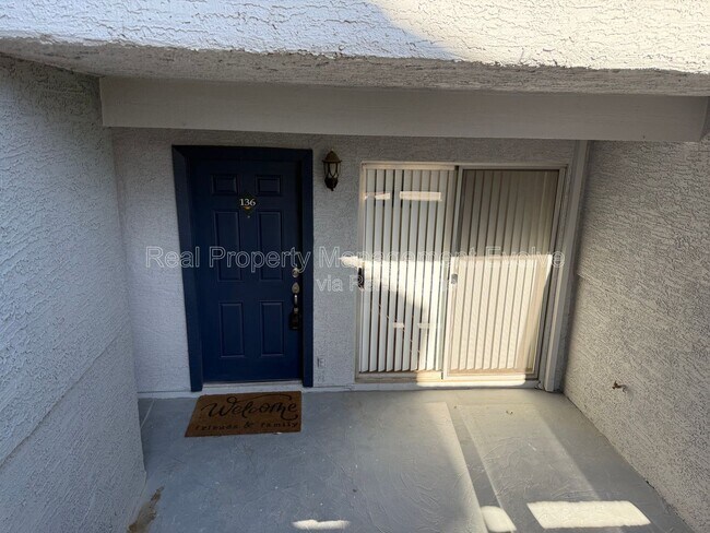 Building Photo - 1331 W Baseline Rd