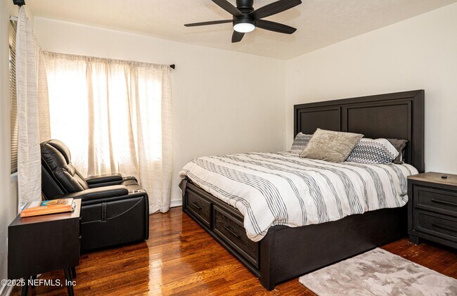 Building Photo - 2339 Broward Rd