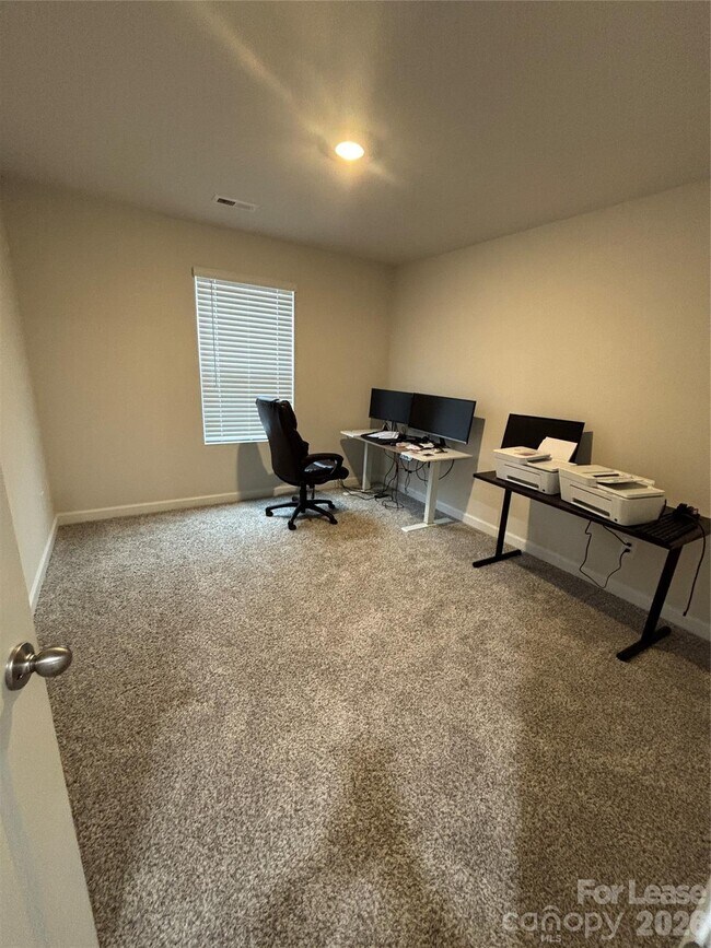 Building Photo - 1019 Clementine Rd