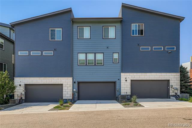 Building Photo - 1565 W 67th Ave