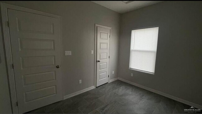 Building Photo - 11 Ricky Crossland