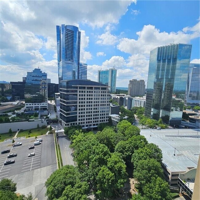 Building Photo - 3334 Peachtree Rd