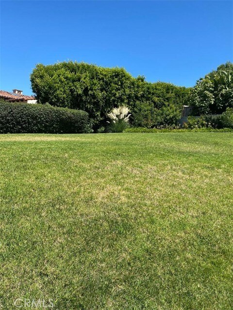 Building Photo - 2900 Paseo Del Mar