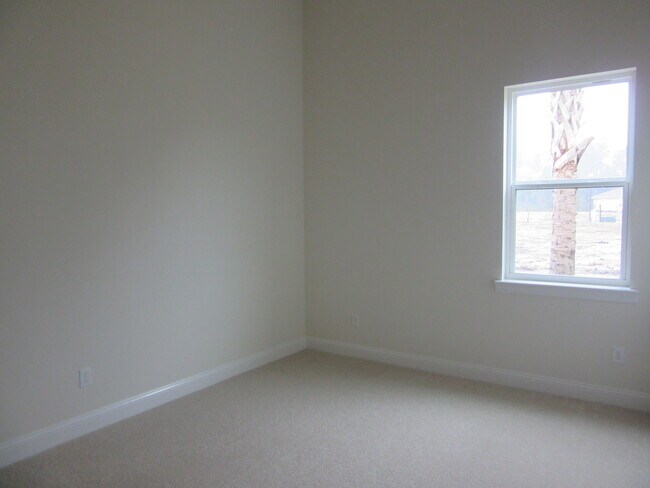 Building Photo - Beautiful 4B/3B plus office single family ...