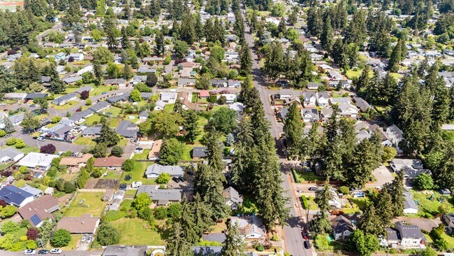 Building Photo - 2237 SE 139th Ave