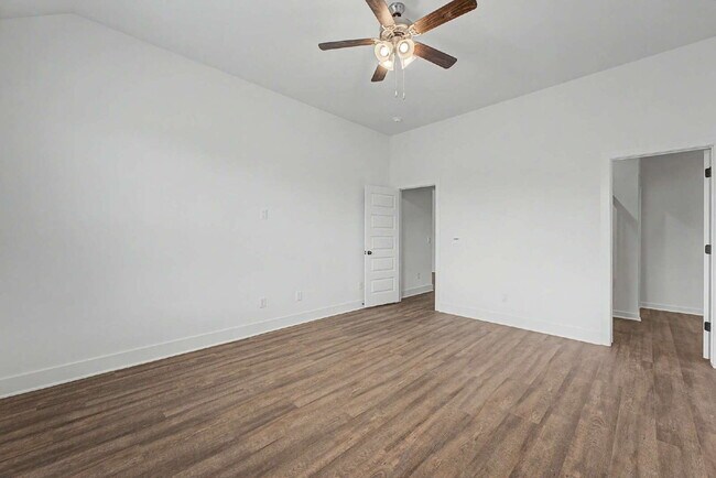 Building Photo - Brand NEW 3-Bedroom Retreat with Granite Finishes & Cozy Fireplace in Farmington!